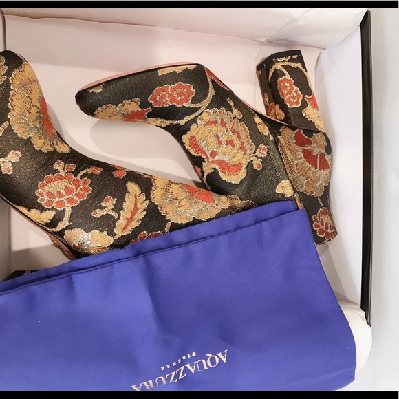 SOLD 🛍 NWT AQUAZZURA Floral Booties - Picture 6 of 8